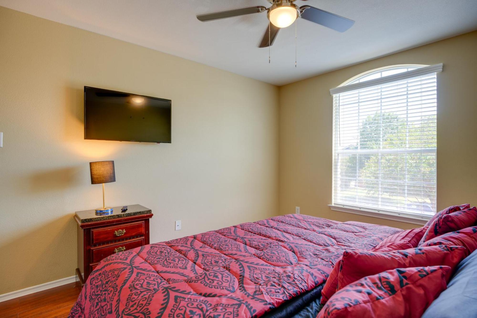 San Antonio Home With Pool Access Near Lackland Afb Luaran gambar